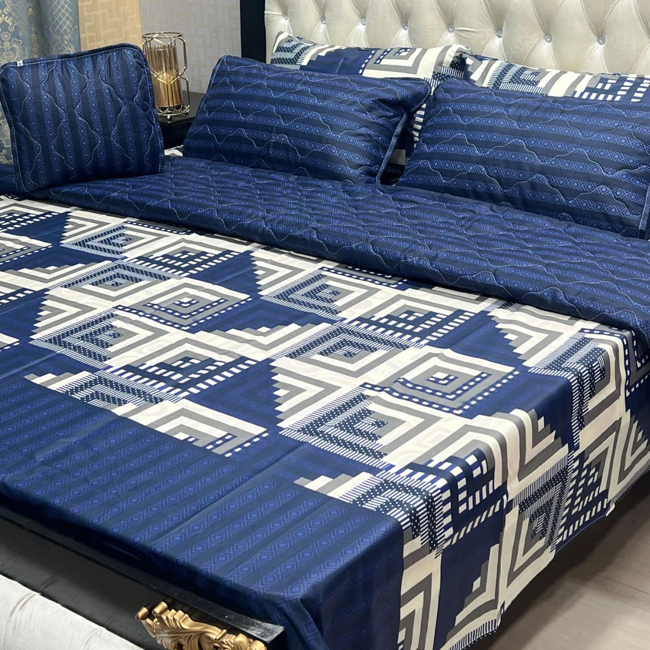 Elegant Blue 7 Pcs Printed Comforter Set – King Size Cotton Blend Luxury Bedding Set with Filled Comforter & Complete Bed Linen Set