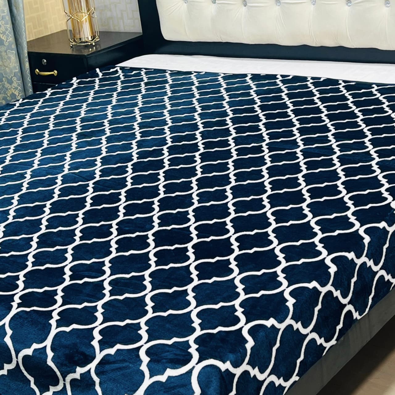 Royal Blue Floral Digital Print King Size Bedsheet – Premium Cotton Bedding